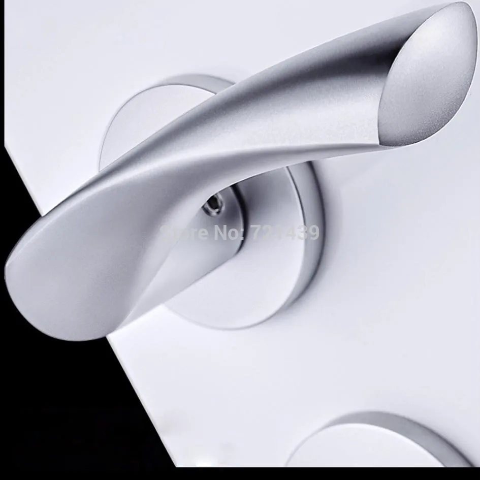 Черные твердые пространства алюминиевые дверные замки Континентальная спальня