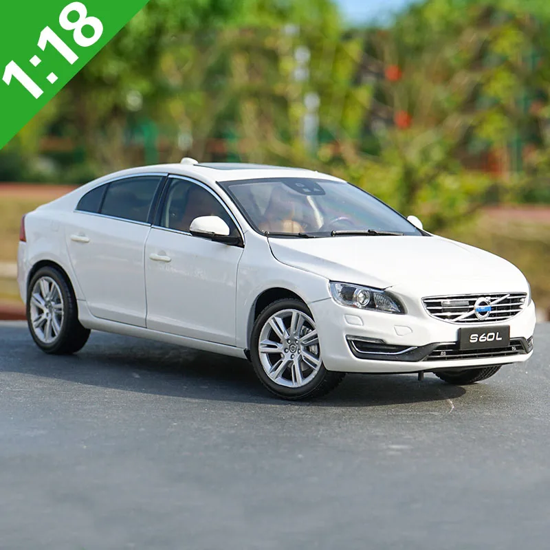 1:18 литая модель S60L 2015 игрушечный автомобиль из белого и серого сплава