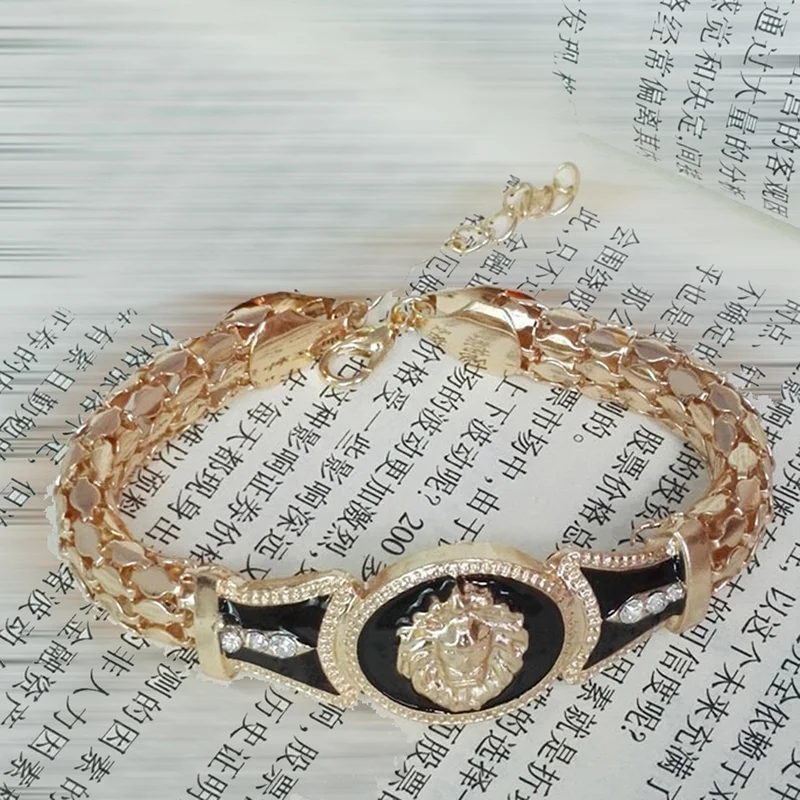 Vintage Rhinestone Antique Golden Pendant Hand Chain Lion Head Suitable for Any Occasion &amp Link Bracelets Fashion | Украшения и