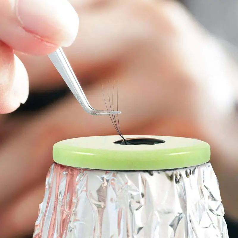 

1PC False Eyelashes Glue Pad Holder Adhesive Pallet Fake Extension Convenient Easy Comestic Eyelash Helping Tool TSLM1