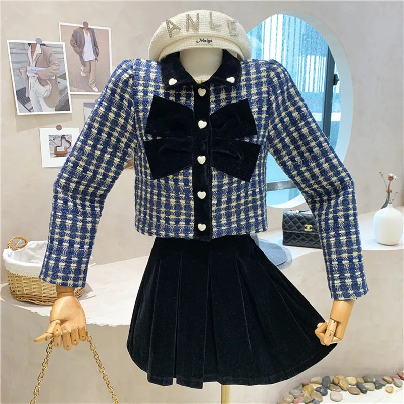 

Новая женская одежда нишевого дизайна осень-зима 2021 твидовое короткое пальто + Бархатная плиссированная юбка с высокой талией комплект из д...
