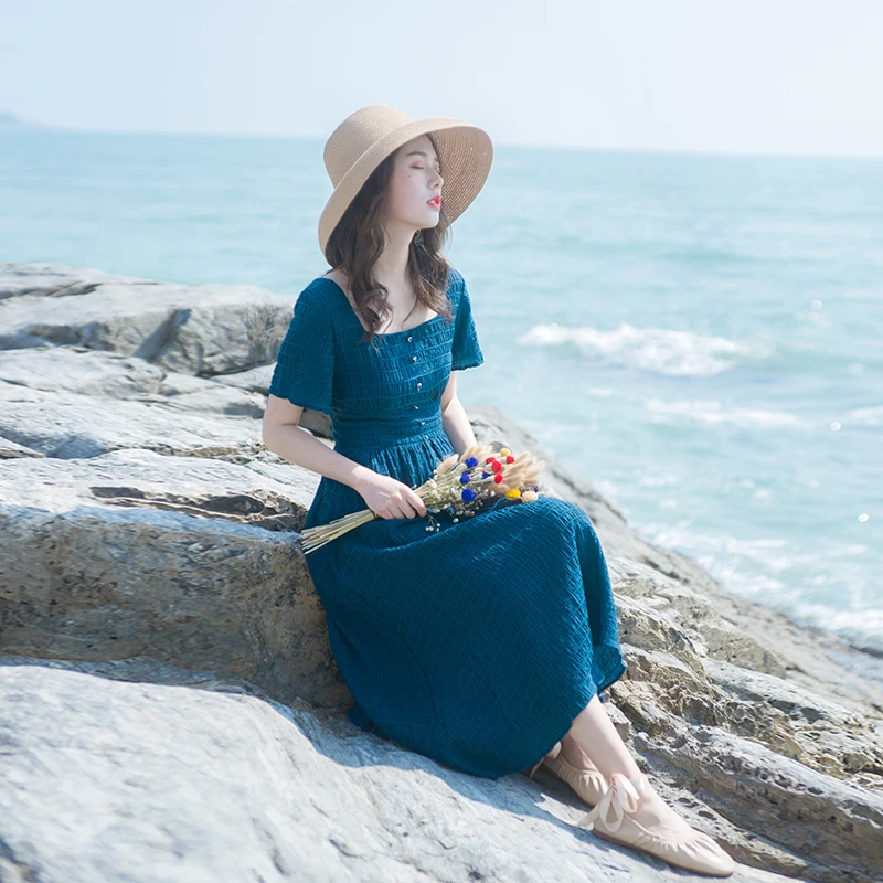 

Женские платья МАЗ