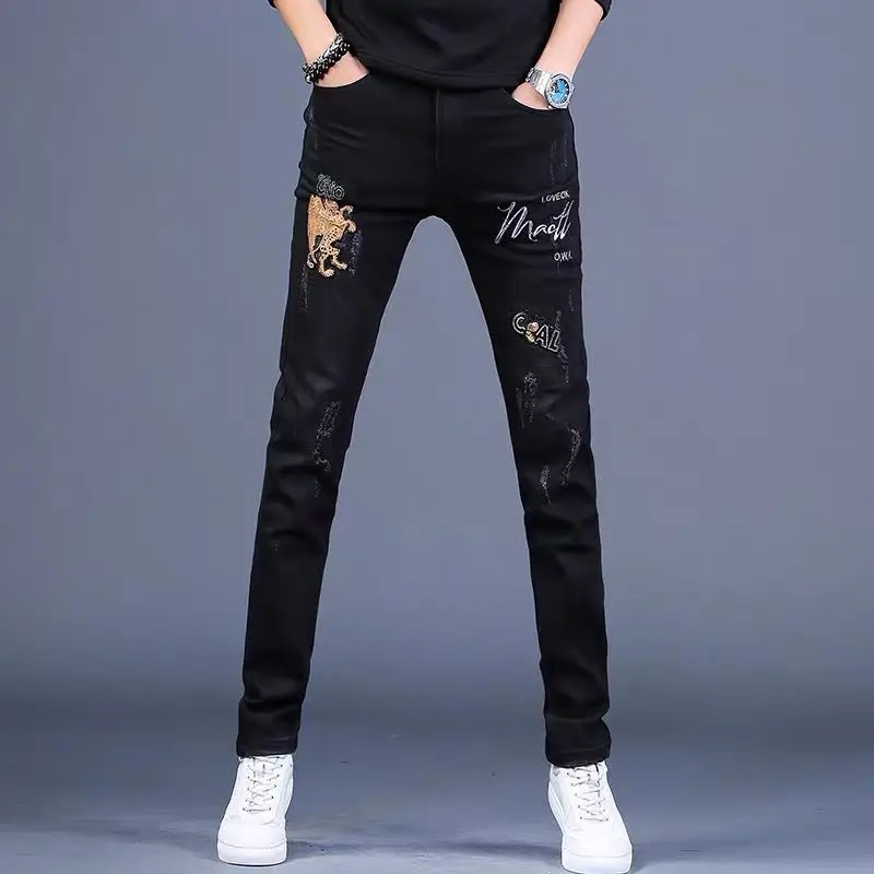 

Men’s High Quality Black Jeans,Light Luxury Stretch Denim Pants,Badge Embroidery Slim-fit Ripped Jeans,Youth Must;
