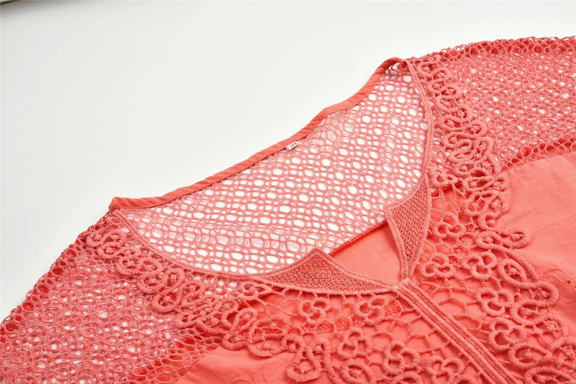 Новинка лета 2019 Женская Однотонная рубашка с коротким рукавом модная ажурная