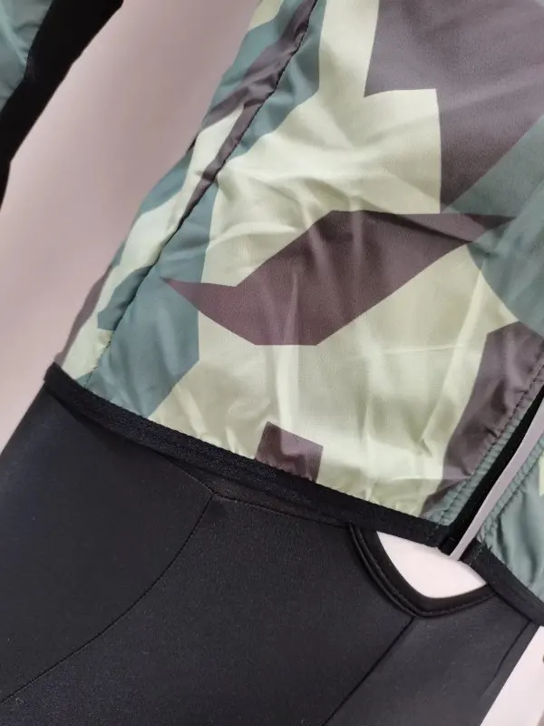 Ветровка легкая камуфляжная водоотталкивающая светоотражающая | Спорт и