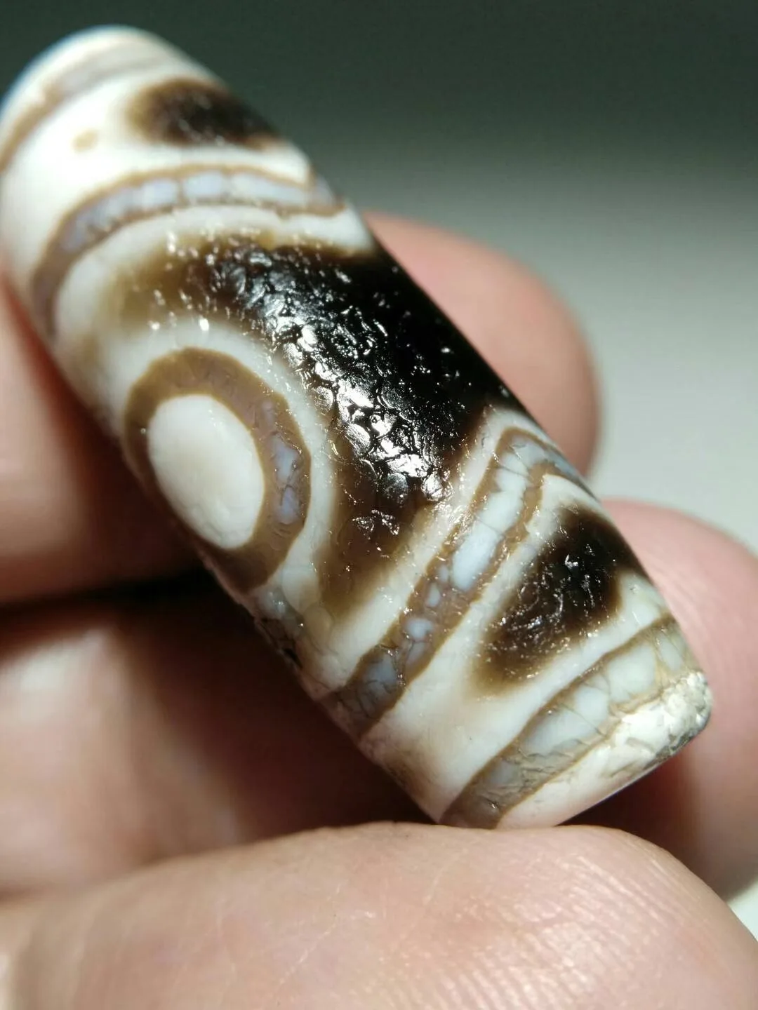 

Wholesale Natural Agate Dzi Beads Two Eyes Tiger Tooth Old Objects Heirloom Hand Polished Tibetan Special Jewelry DIY Materials