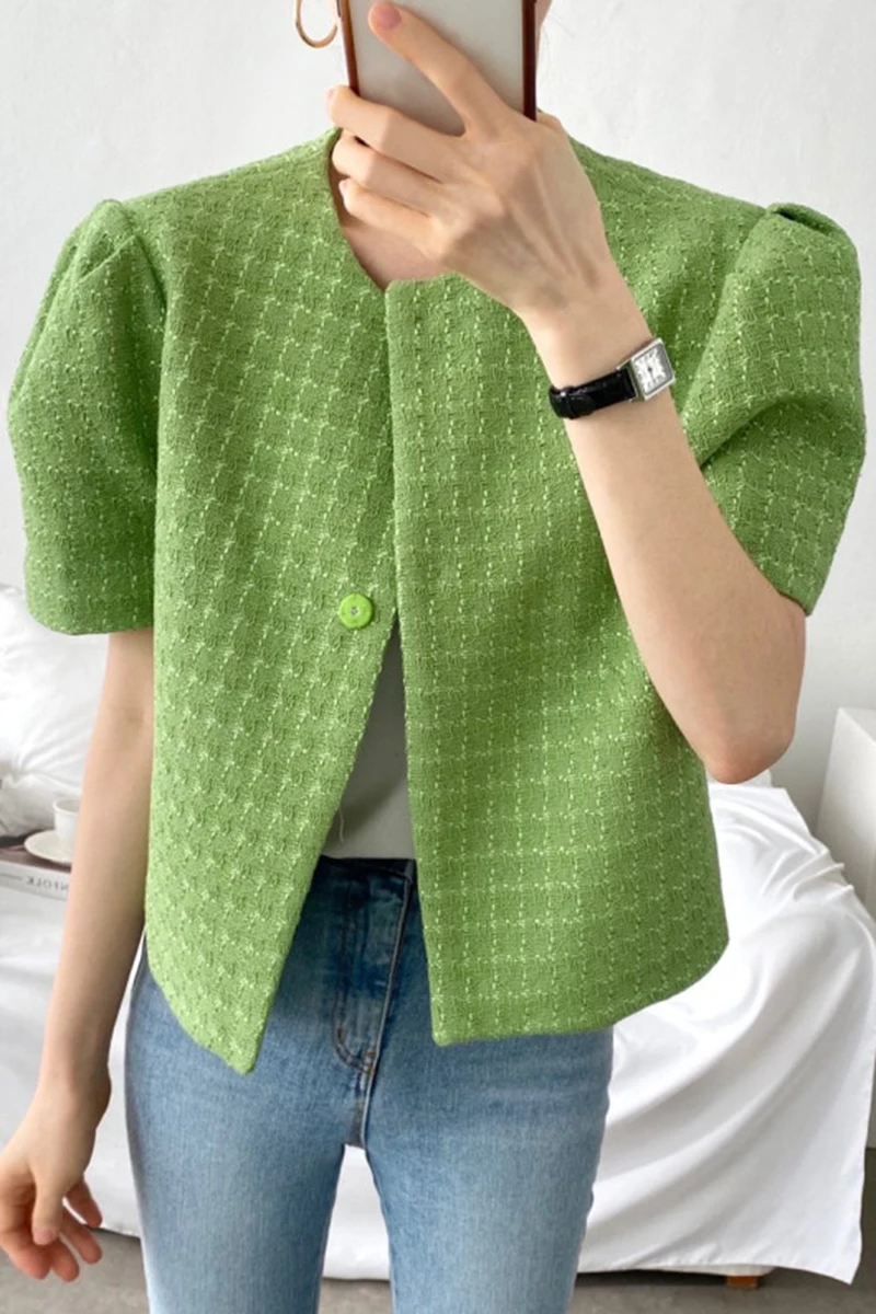 Женская куртка с пуговицами летняя Свободная зеленого цвета круглым воротником |