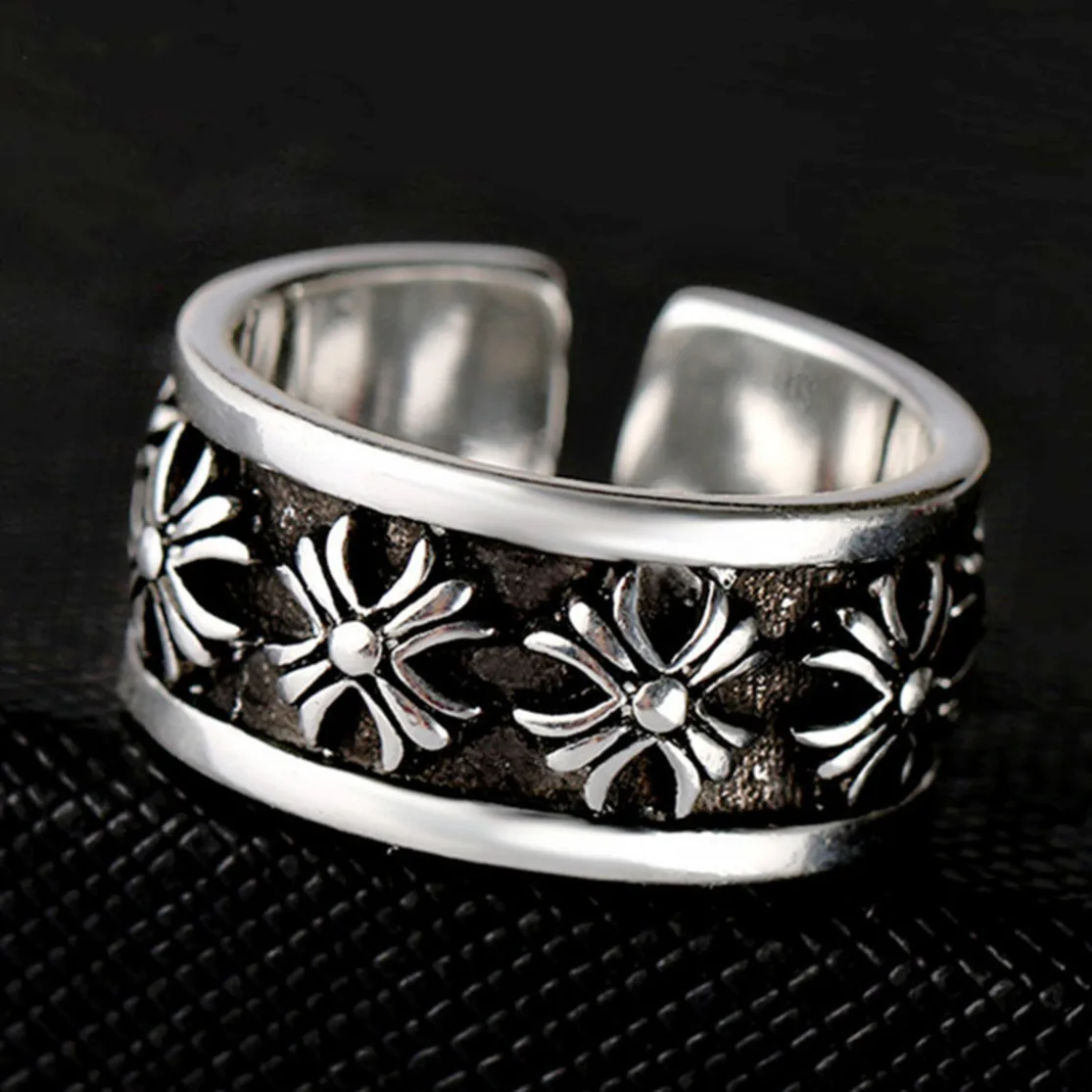 

Fashion Men Pattern Cross Wedding Bands Text Resizable Ring Hip Hop Hawaiian Hippie Wholesale Luxury Jewelry Rings For Man