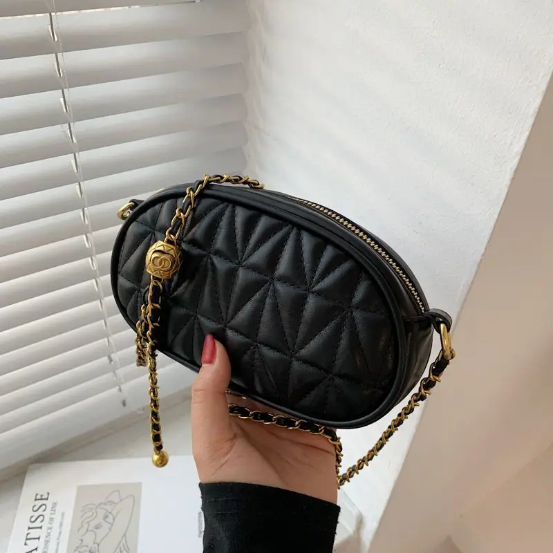 

Brand Designer Chain Shoulder Bags for Women Thread Lingge Fashion Ladies Crossbody Bag Party Weekender Purses and Handbags New