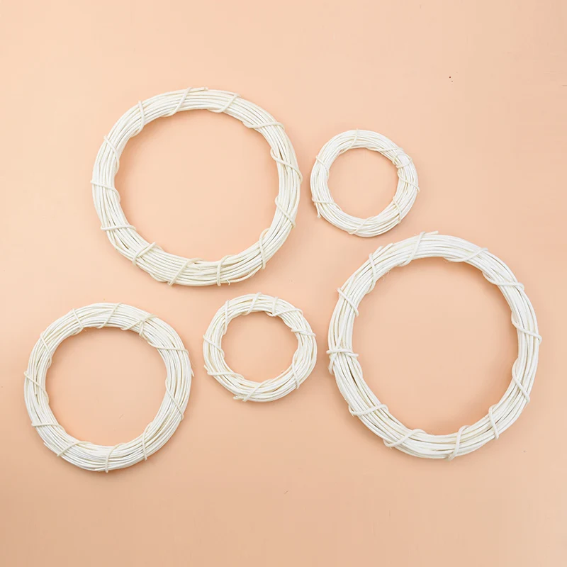 

Wholesale Wedding Decorative Flowers Wreaths Christmas Decorations for Home Needlework Root Rattan Diy Gifts Artificial Plants