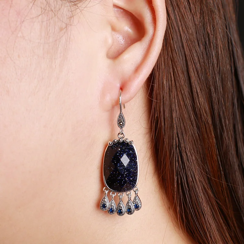 Женские серебряные серьги S925 пробы с красным корундом зеленым агатом синим