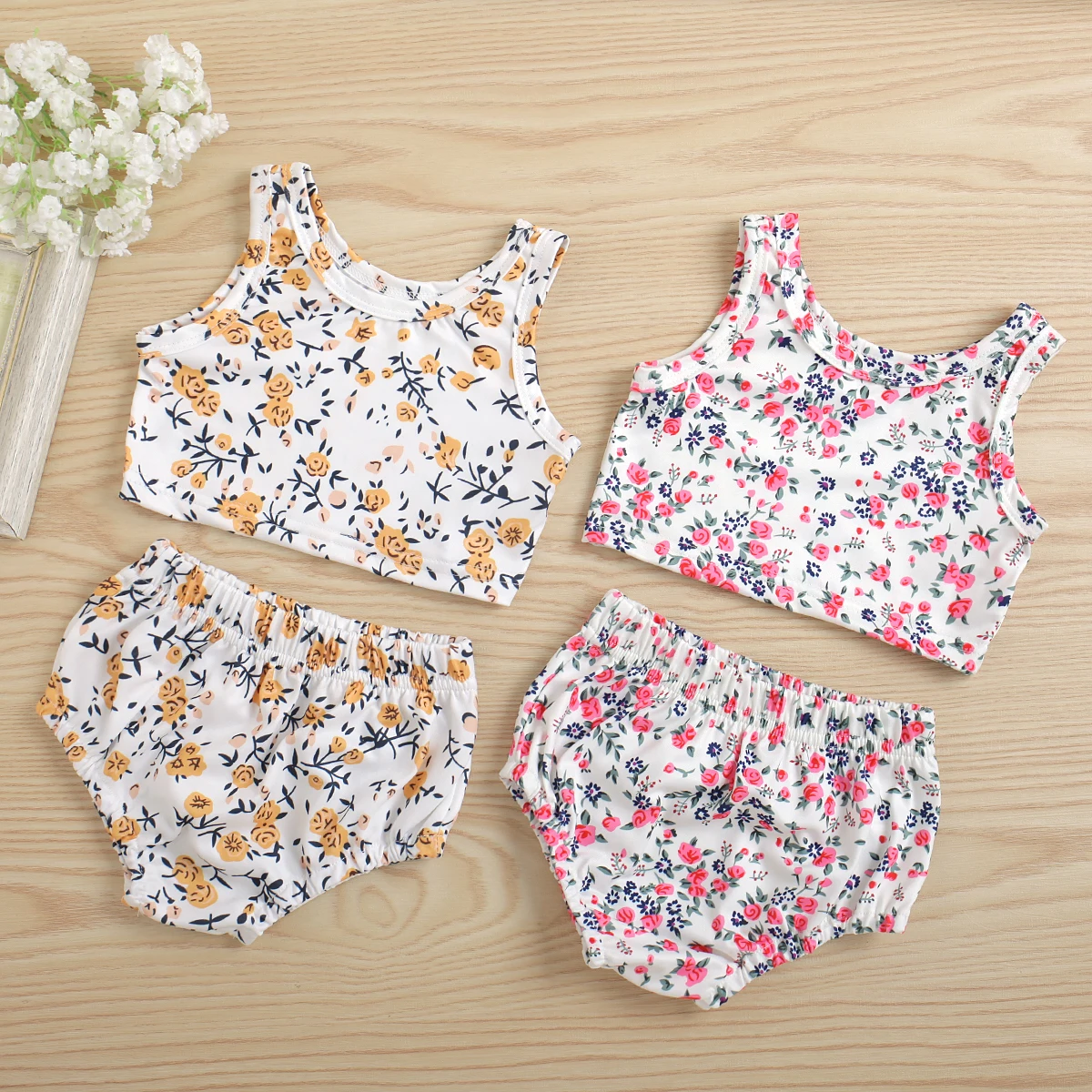 

Жилет и шорты Lioraitiin для новорожденных 0-18 месяцев, комплект из 2 предметов, летняя одежда для маленьких девочек, без рукавов, с цветочным прин...