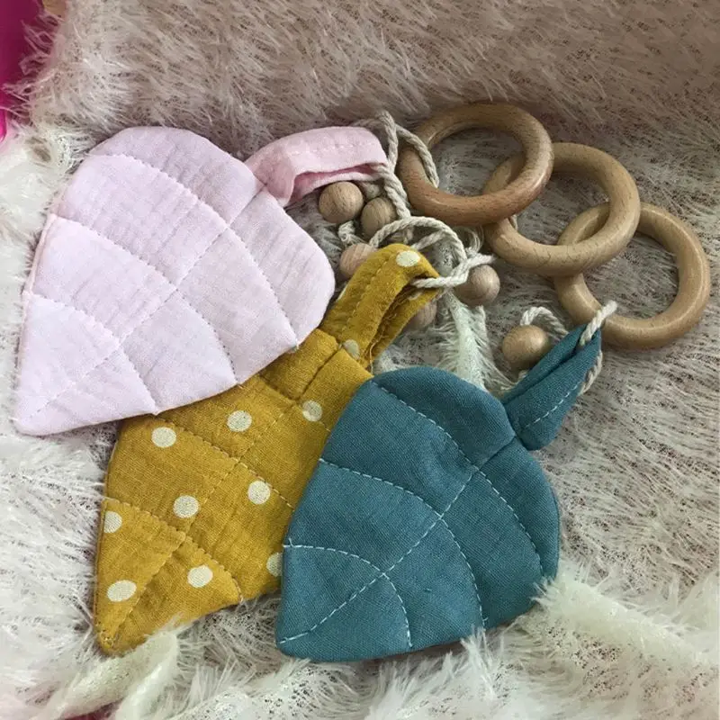 

Baby Wooden Teether Ring Leaf Shape Chewing Infant Toys Shower Gifts Teething Nursing Soother Molar