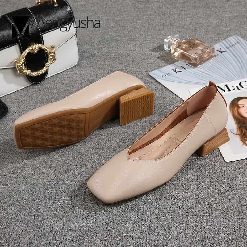 Короткие однотонные тонкие туфли женские осенние новые модные Неглубокий