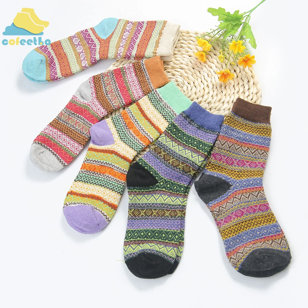 

5Pairs/Set Warm Casual Sports Socks for Women Winter Thicken Wool Women Girls Socks Ethnic MultiColor Striped Soft Clothing New