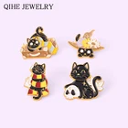 Женская эмалированная брошь в виде черной кошки