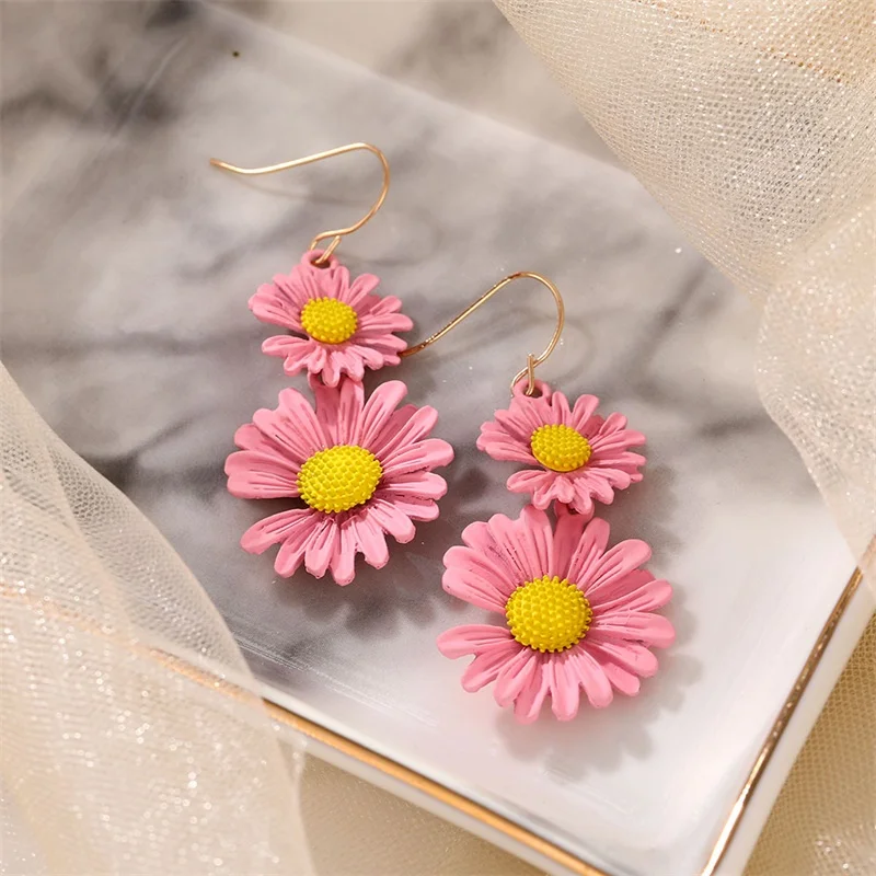 Корейские милые маленькие висячие серьги с ромашками для женщин серьги-гвоздики