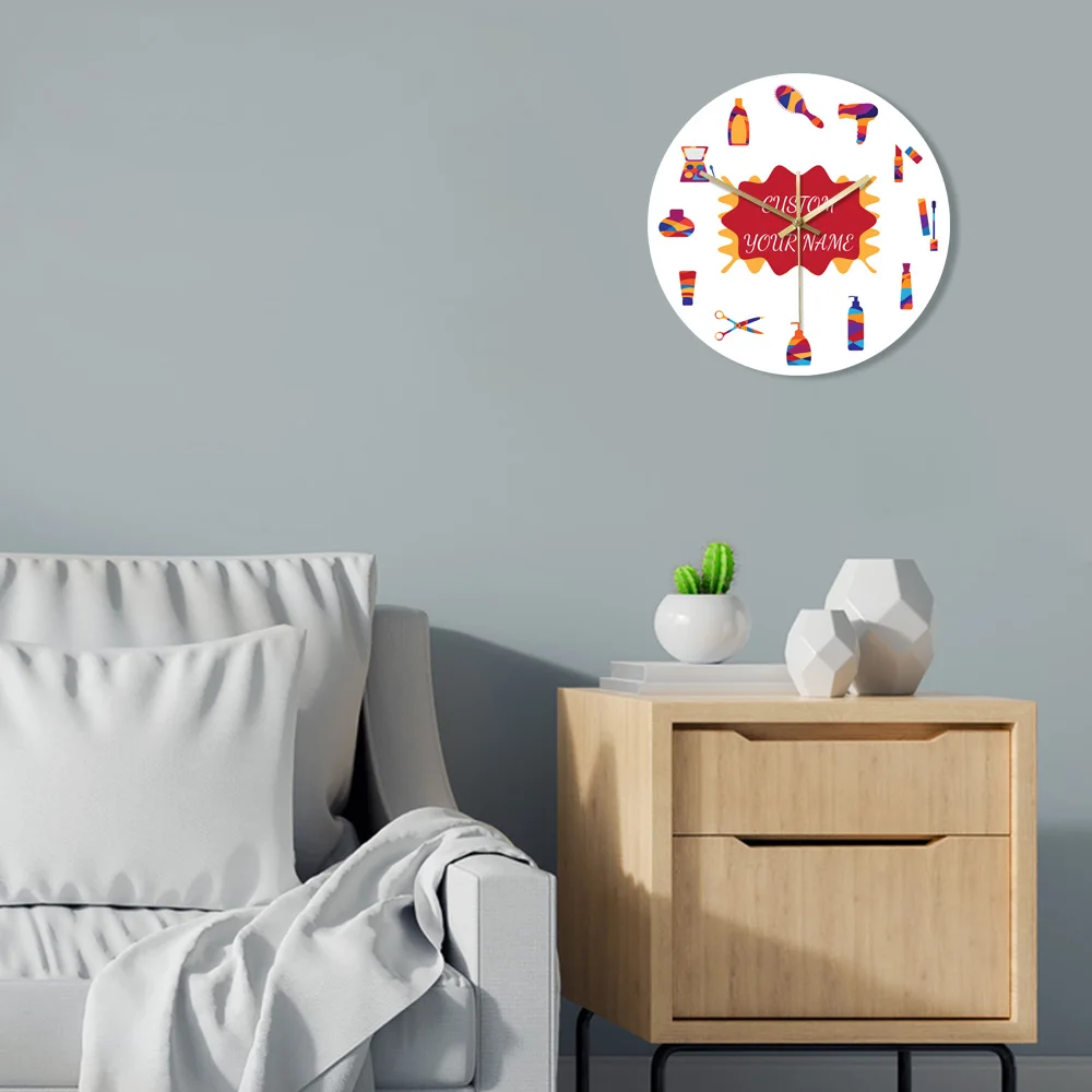 Часы настенные из акрила бесшумные для салона красоты |