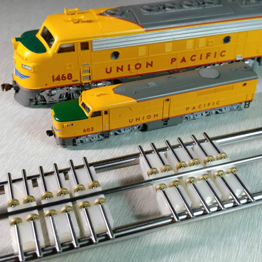 N масштаб 1:160 Модель подшипника поезд модель Беговая машина трек с выделенным