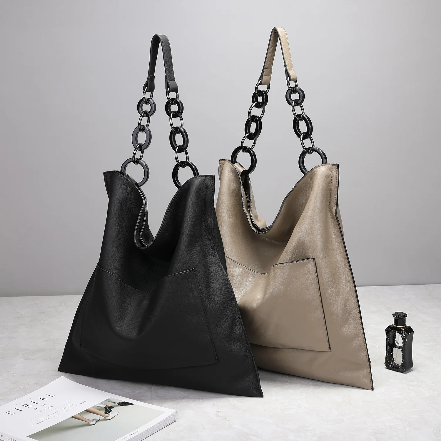 

2021 new luxury 100% real cowhide ladies bag fashion personality one-shoulder messenger bag large-capacity handbag bucket bag