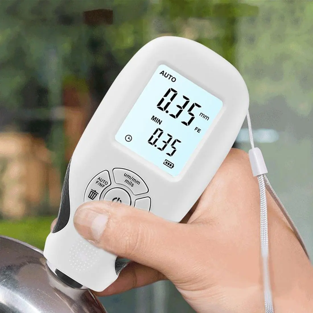 

0.01mm / 0-2000UM Digital Coating Thickness Gauge Car Paint Film Thickness Measurement Manual MFE / NFE Paint Tool