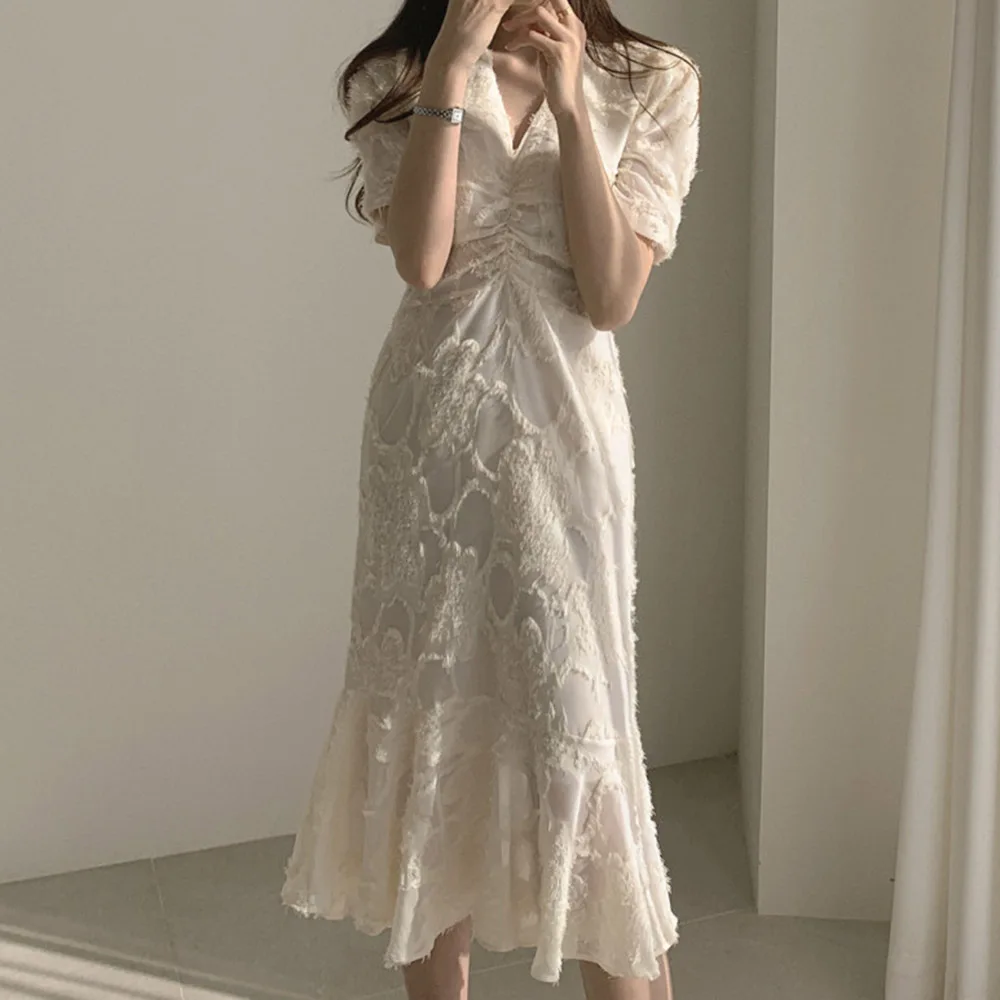 Милое простое женское платье русалки однотонное белое черное с высокой талией v