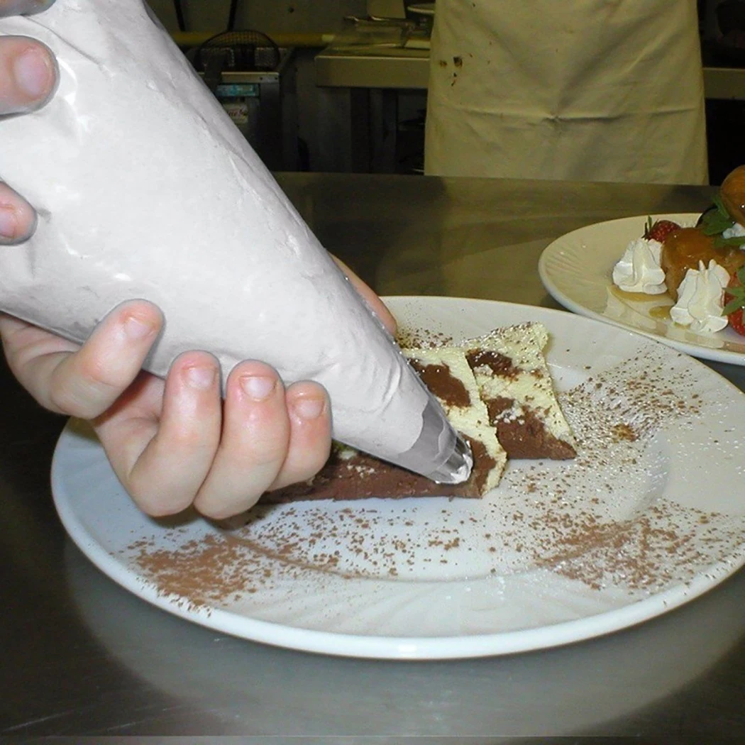 

50 PCS Disposable Pastry Bags Cake Decorating Icing Piping Bag Cake Food Piping Tools For Baking Kitchen Decor Tools Accessories