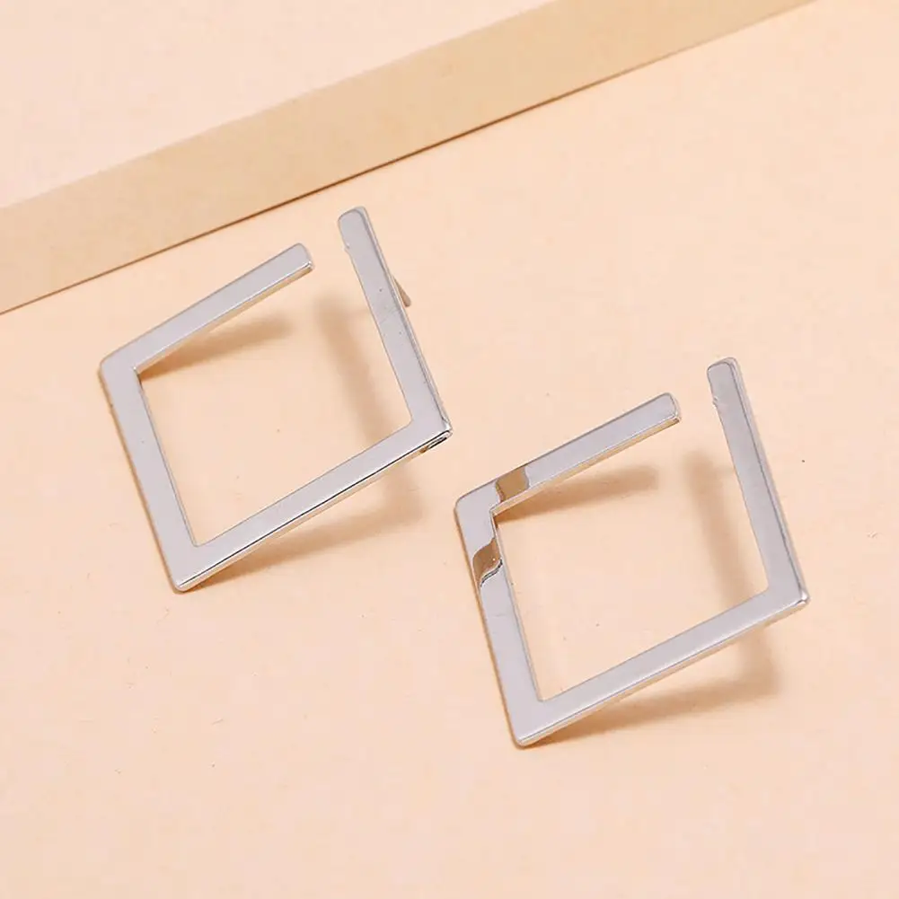 

1 Pair Classic Exaggerated Square Women Earrings Alloy Geometrical Opening Stud Earrings Fashion Jewelry Accessories