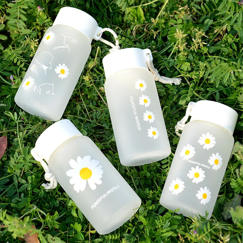 

Glass Water Bottle 500ml Little daisy Matte Portable Water Cup Juicing Bottles Tea Cup Female Student Creative Handy Cup