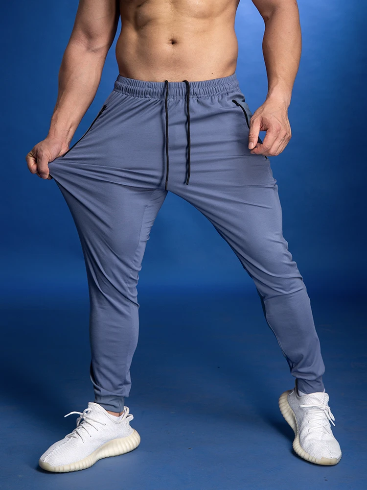 

Sportswear & Accessories