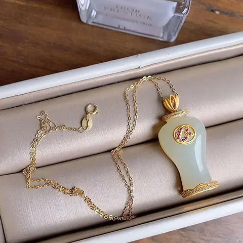 

Natural Hetian Jade Vase S925 Sterling Silver Pendant Women's Vintage Necklace Palace Style Ethnic Gilding Craft Bamboo