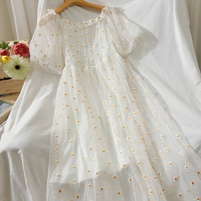

2020 Summer New Short Sleeve Floral Embroidery Summer Dress Womens Slash Neck White Party Dress Vestidos