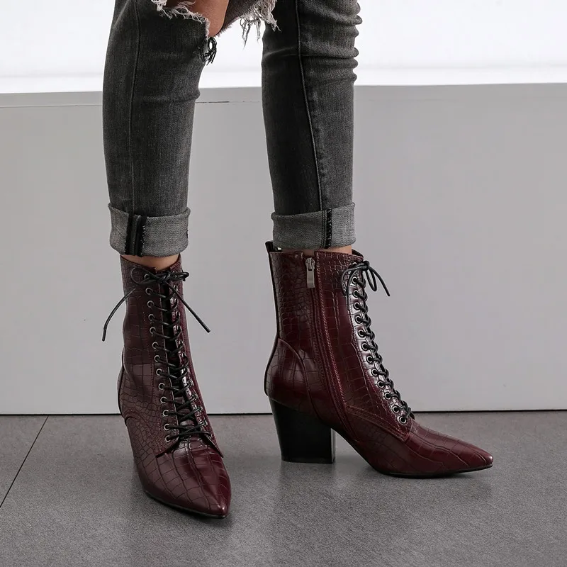 Брендовые новые модные женские ботильоны из микрофибры с острым носком в