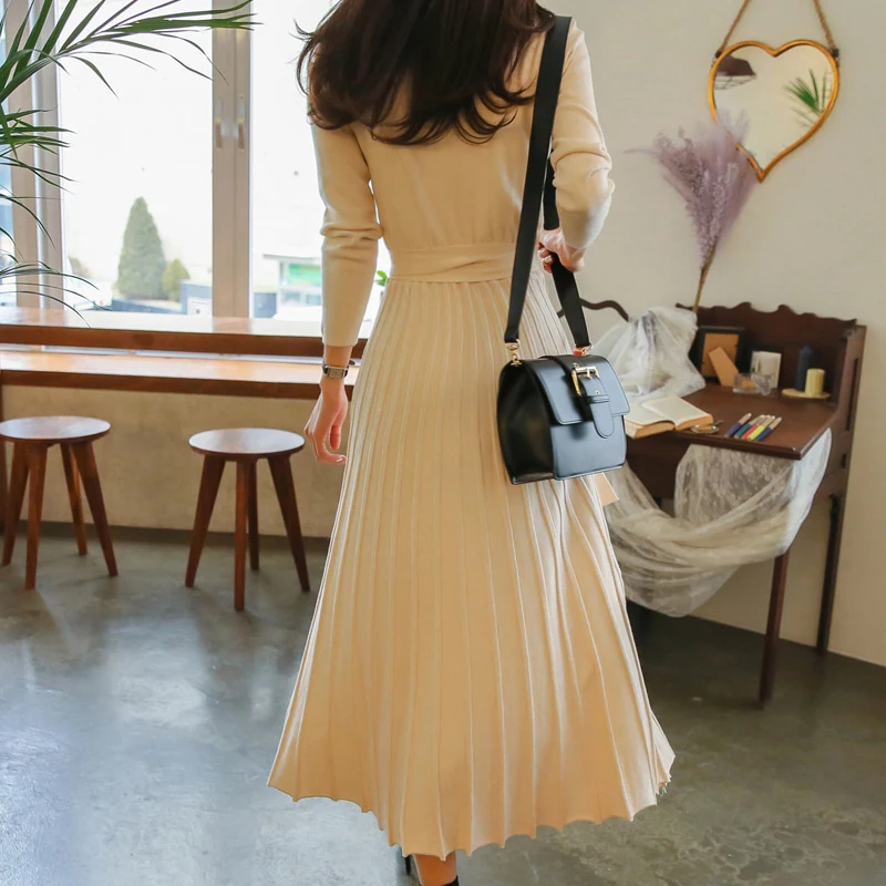 

Long sleeve knitted winter dress women Autumn Bodycon ribbed midi V-neck Slim party club sweater dress female vestidos