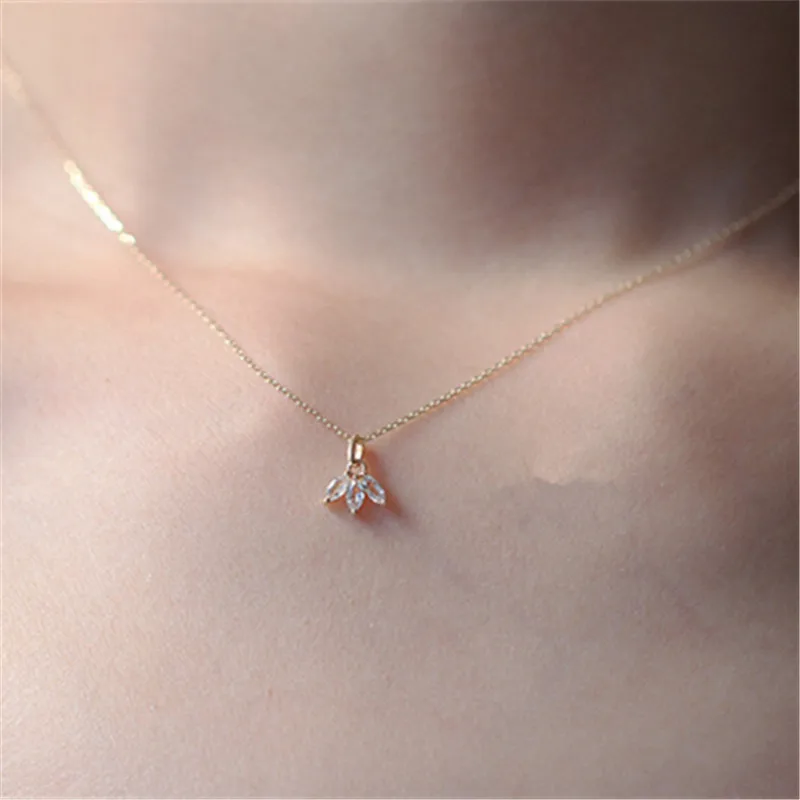 

925 Sterling Silver Plating 14K Gold Inlaid Crystal French Clover Pendant Clavicle Chain Necklace Women Jewelry Accessories