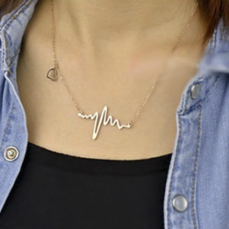 

2019 FashionImitation Titanium Steel Gold Female Heart Shaped Pendant Clavicle Chain Electrocardiogram Pendant Necklace