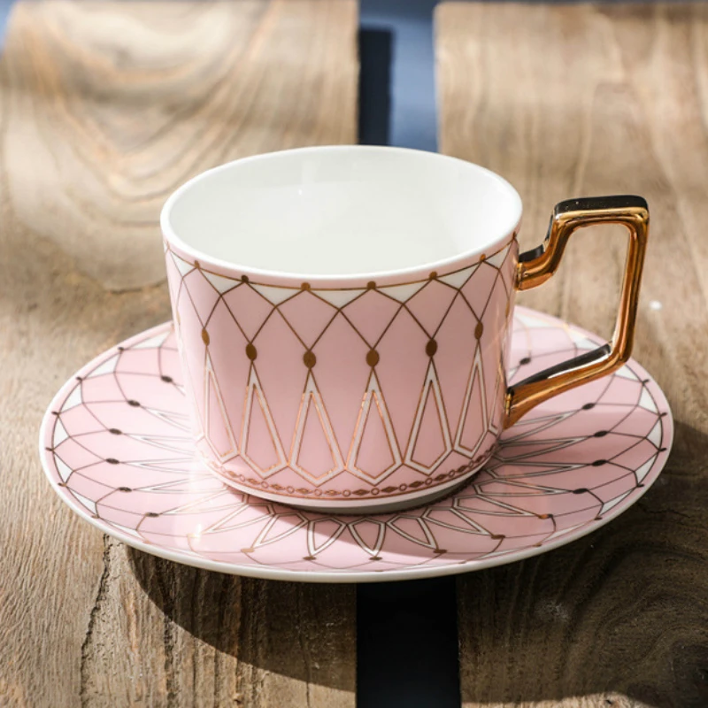 Забавный пылкий узор роскошная фарфоровая чашка и блюдце керамика простые