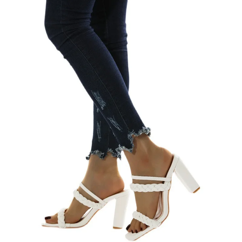 

Large Size Female Sandal 2021 Women's Low-Heeled Shoes With Strap Two Weare Breathable Big Girls New Fashion Low-heeled Beige Co
