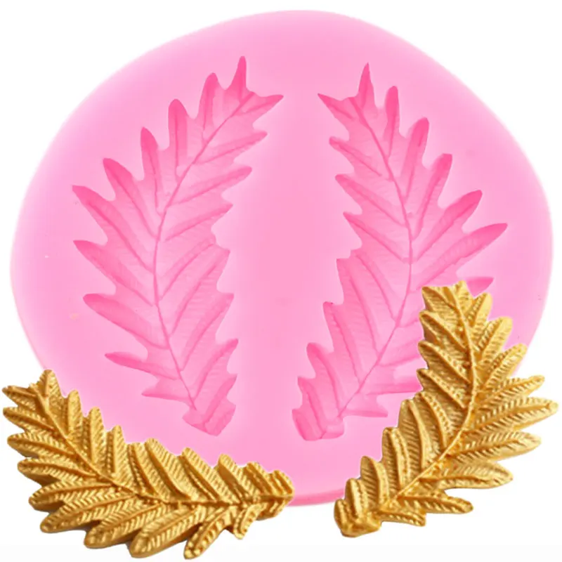 

Инструмент для украшения тортов в виде рождественских листьев