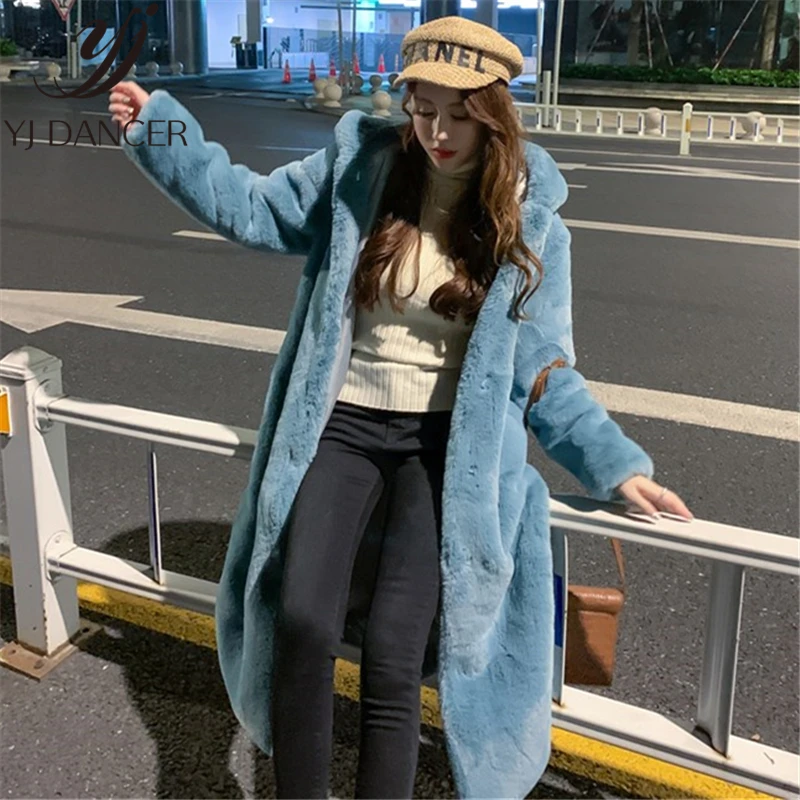 Женская зимняя куртка с капюшоном длинным рукавом и искусственным мехом | одежда