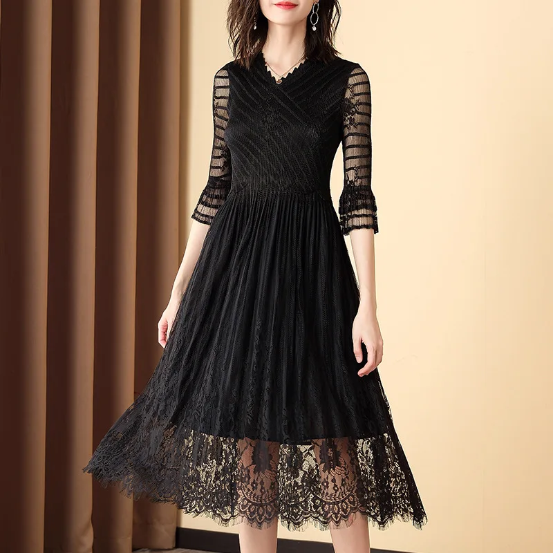 

Spring Women Pleated Fashion New Tidal Lace Elegant Dress Popular Dress