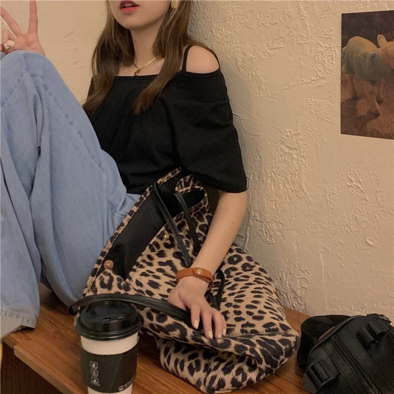 

YTX622 White strapless top female design sense 2021 new summer student Korean version loose short-sleeved T-shirt