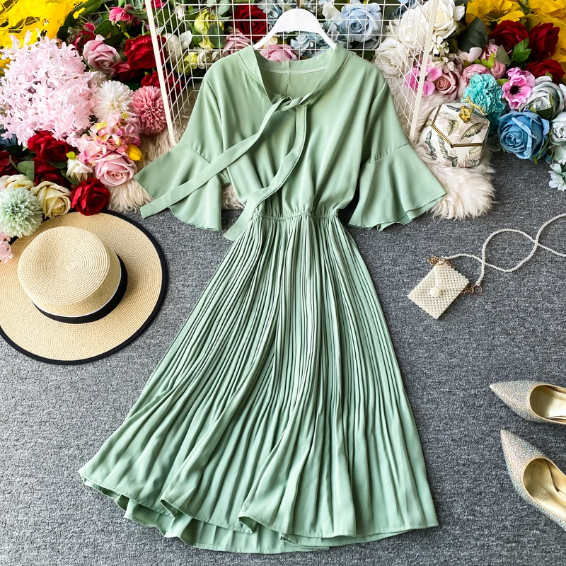 Женское пляжное платье в стиле ретро Элегантное Длинное плиссированное средней