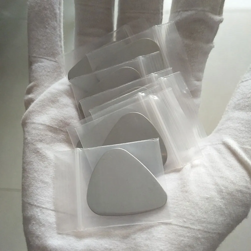 

4pcs Electric Guitar Stainless Steel Picks Ukulele Stainless Steel Picks Plectrum