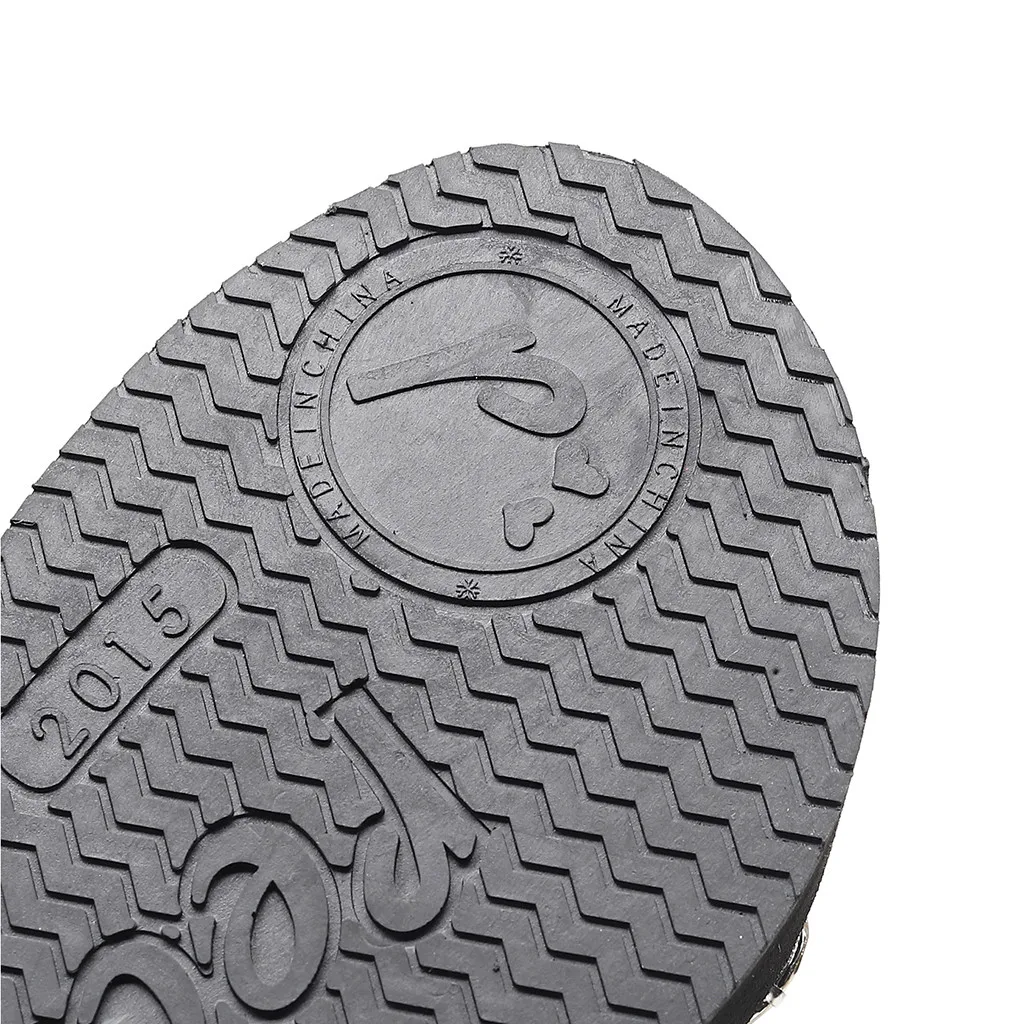 Женские летние тапочки привлекательные женские туфли на танкетке с кристаллами