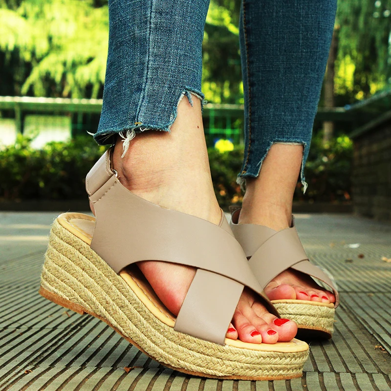 Новые женские туфли лодочки Босоножки на платформе и высоком каблуке с