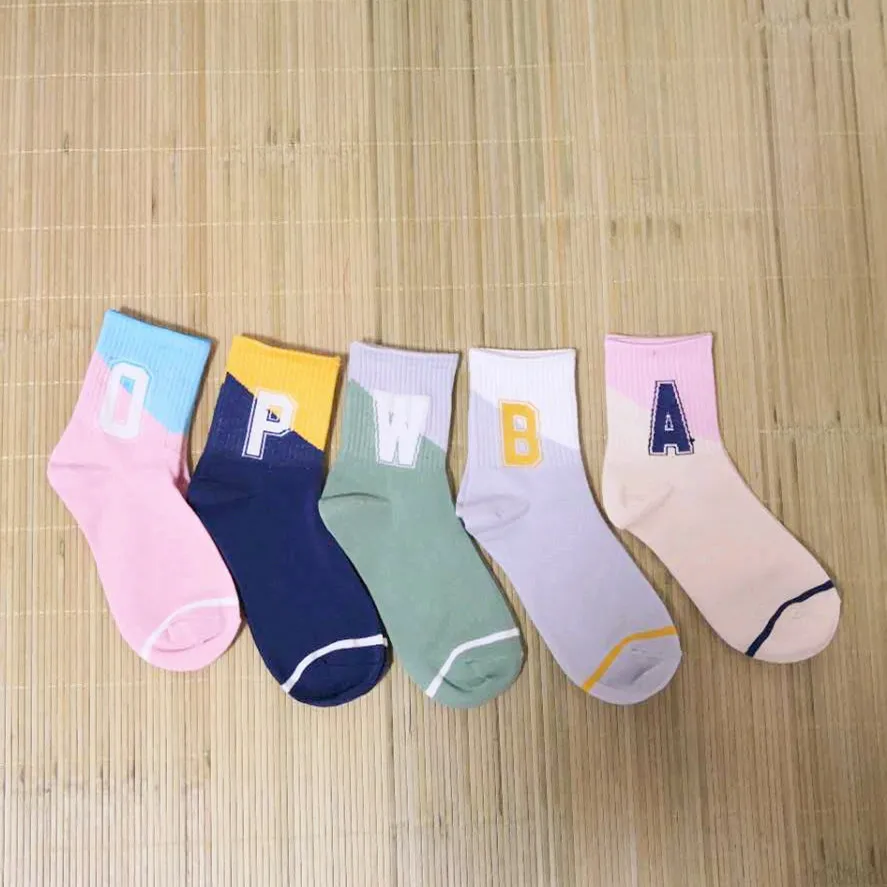 

Custom Letter Print Personalized Sock Manufacture Wholesale Women Girls Unisex Funny Design Sport Sock Ship To Amazon FBA Sock