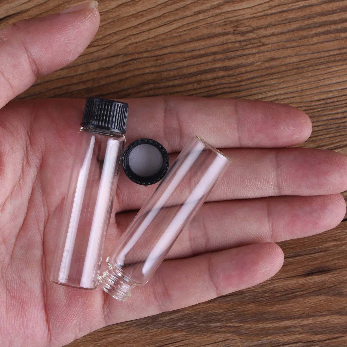 200pcs 6ml 16*60mm Clear Glass Bottles with Black Plastic Lids Mini Tiny Jars Vials | Дом и сад