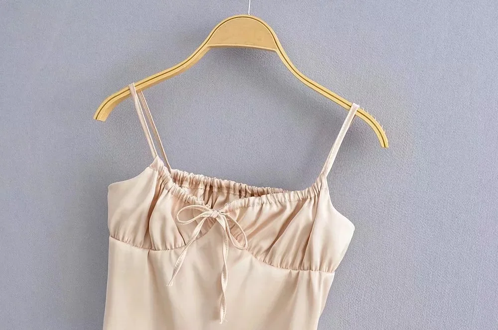 Топ женский атласный на тонких бретельках пикантный Шелковый облегающий топ с