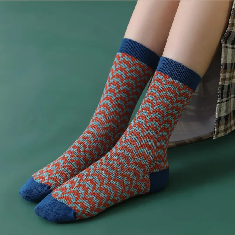 Women Socks 2022 New Autumn Winter New Fashion Cotton Crew Lady's Socks High Quality Casual Trendy Breathable Middle Tube Female